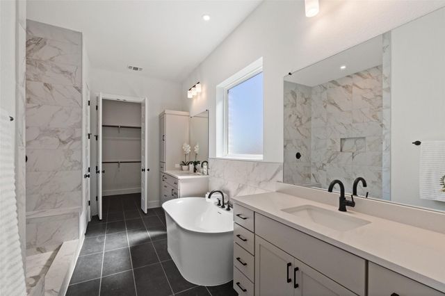 1242 Robin TRL, Round Rock, TX 78681