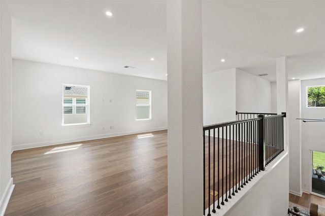 1242 Robin TRL, Round Rock, TX 78681