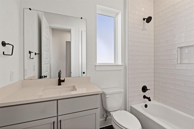 1242 Robin TRL, Round Rock, TX 78681