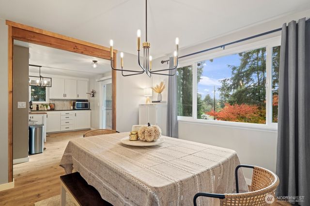 17429 17th Avenue W, Lynnwood, WA 98037