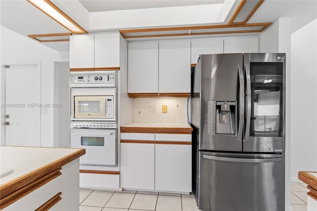 15941 SW 252nd St, Homestead, FL 33031