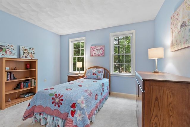 8 Whitney Ln, Boxborough, MA 01719