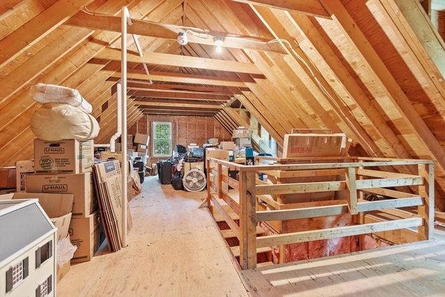 8 Whitney Ln, Boxborough, MA 01719