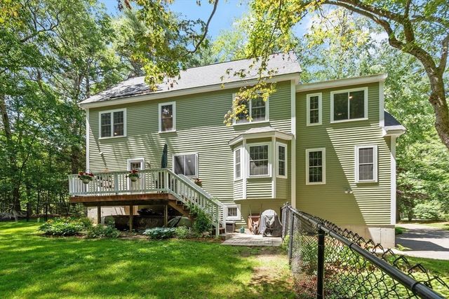 8 Whitney Ln, Boxborough, MA 01719