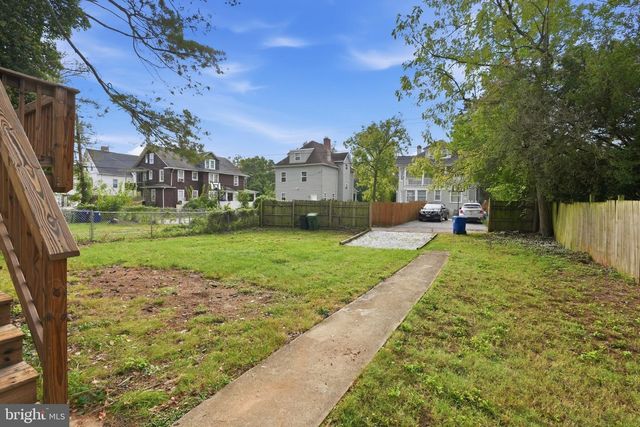 5211 BOSWORTH AVE, Baltimore, MD 21207