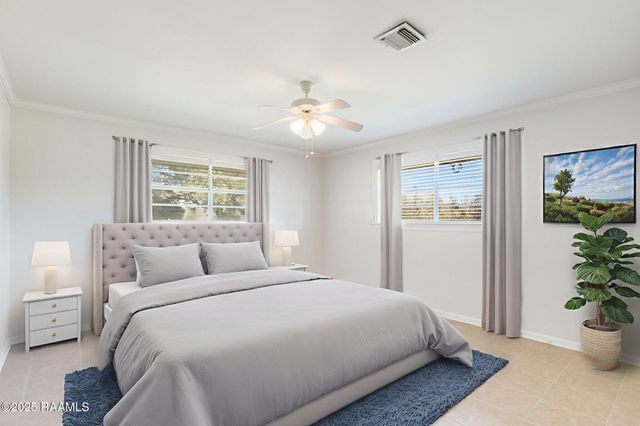 6317-B Hwy 14, New Iberia, LA 70560