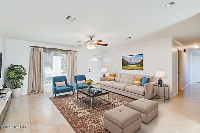 6317-B Hwy 14, New Iberia, LA 70560