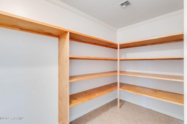 6317-B Hwy 14, New Iberia, LA 70560