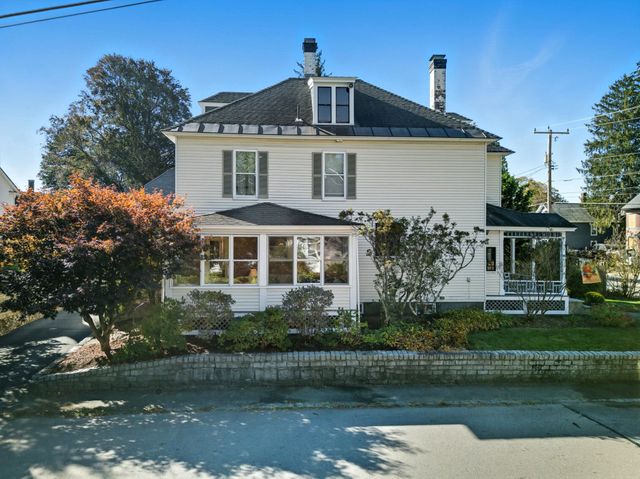 71 Concord Street, Nashua, NH 03064