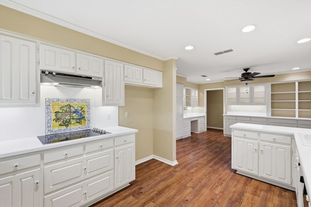 2419 Villa Vera Drive, Arlington, TX 76017