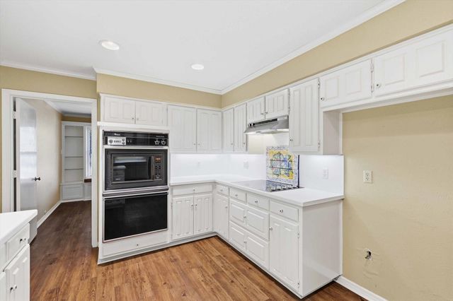 2419 Villa Vera Drive, Arlington, TX 76017