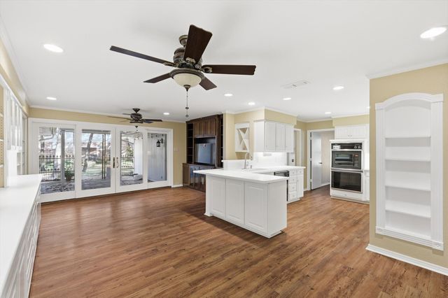 2419 Villa Vera Drive, Arlington, TX 76017