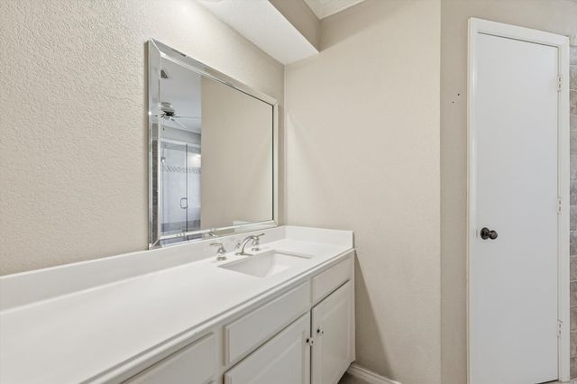 2419 Villa Vera Drive, Arlington, TX 76017