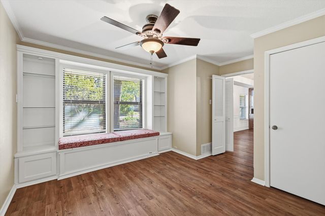 2419 Villa Vera Drive, Arlington, TX 76017