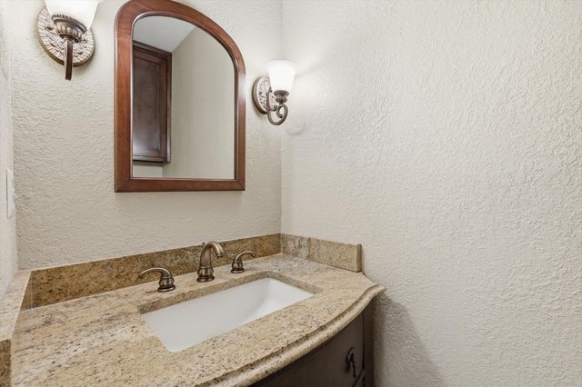 2419 Villa Vera Drive, Arlington, TX 76017