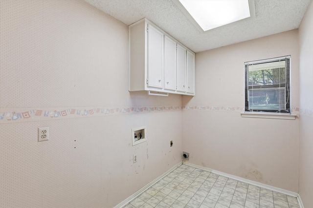 2419 Villa Vera Drive, Arlington, TX 76017