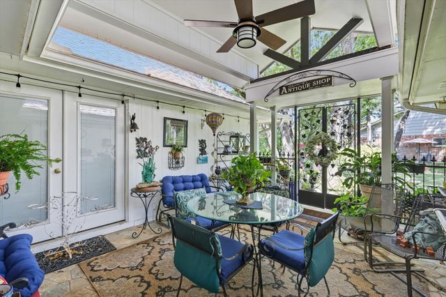 2419 Villa Vera Drive, Arlington, TX 76017