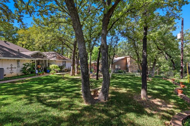 2419 Villa Vera Drive, Arlington, TX 76017