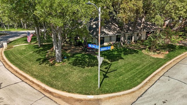 2419 Villa Vera Drive, Arlington, TX 76017