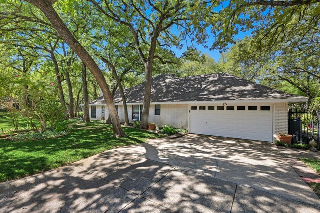 2419 Villa Vera Drive, Arlington, TX 76017