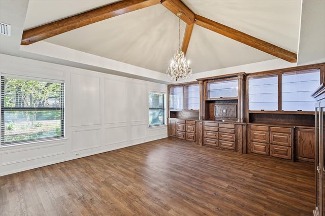 2419 Villa Vera Drive, Arlington, TX 76017