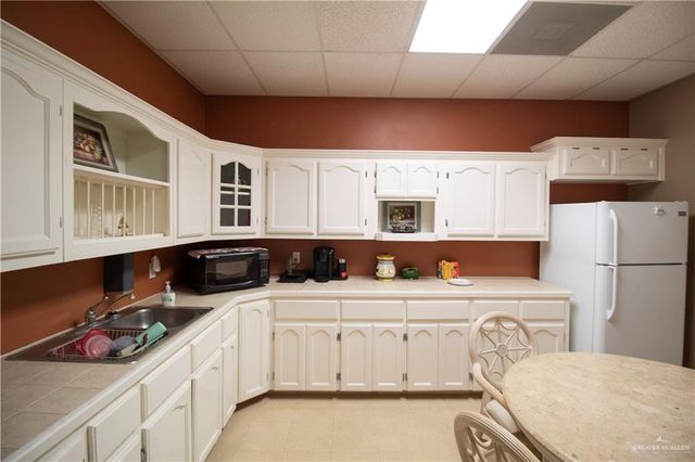 3222 Sugar Road, Edinburg, TX 78539
