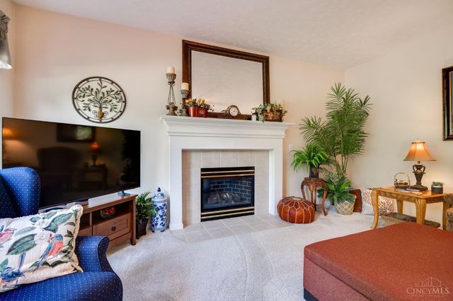 2127 Carrington Lane, Miamisburg, OH 45342