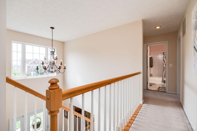 2127 Carrington Lane, Miamisburg, OH 45342