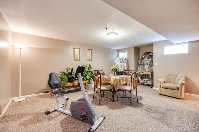 2127 Carrington Lane, Miamisburg, OH 45342