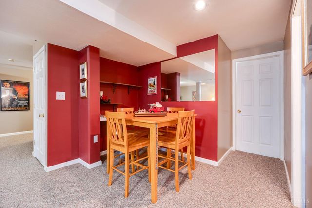 2127 Carrington Lane, Miamisburg, OH 45342