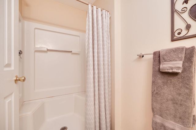 2127 Carrington Lane, Miamisburg, OH 45342