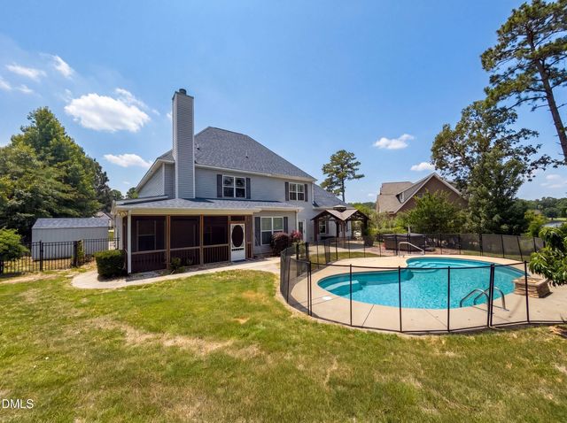 156 Southbrook Lane, Sanford, NC 27332