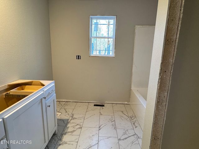 164 Green Acres, Clarkrange, TN 38553