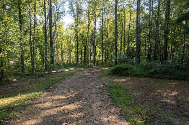 2078 RUSSELL BOND RD, Millington, TN 38053