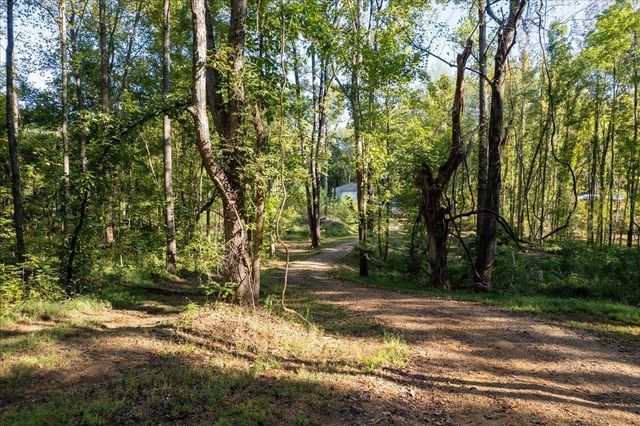 2078 RUSSELL BOND RD, Millington, TN 38053