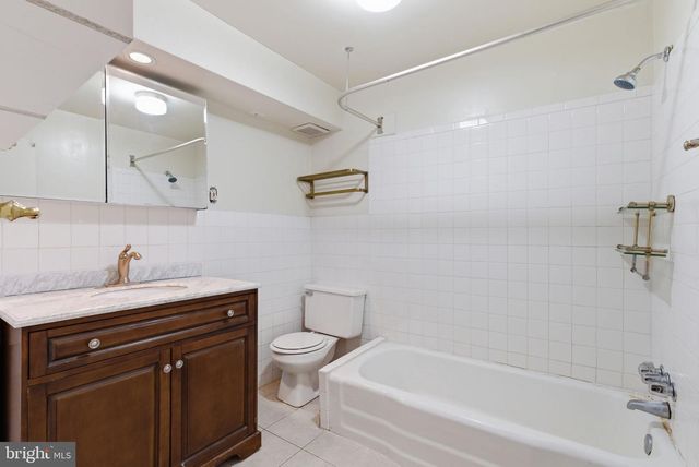 1608 NAUDAIN ST, Philadelphia, PA 19146