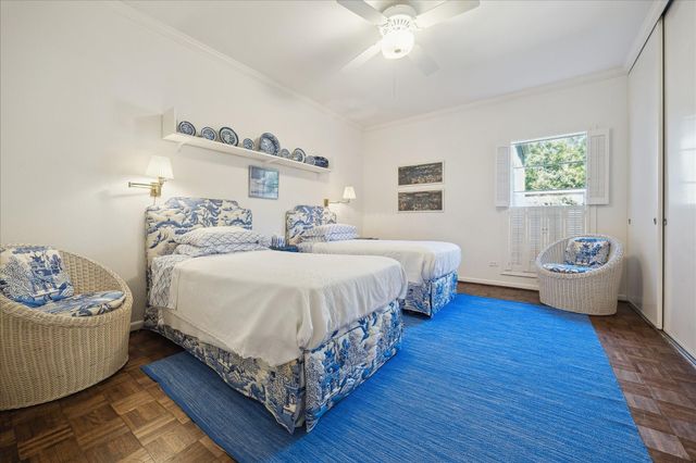 6202 Valley Forge Drive, Houston, TX 77057