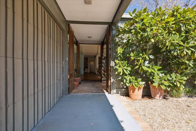 6202 Valley Forge Drive, Houston, TX 77057