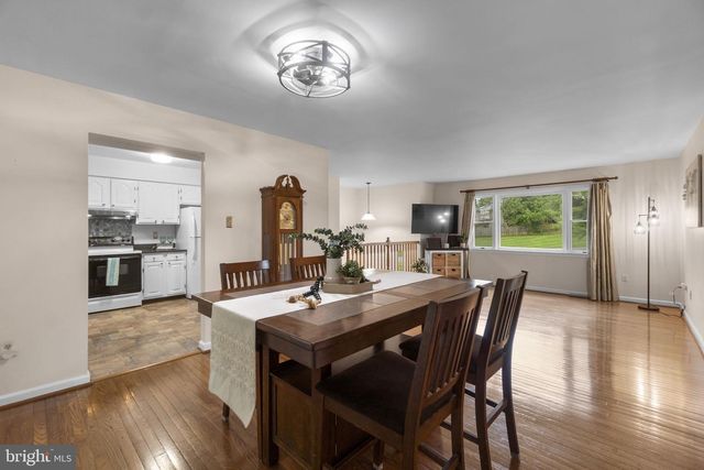 132 DUNROVIN AVE, Westminster, MD 21158