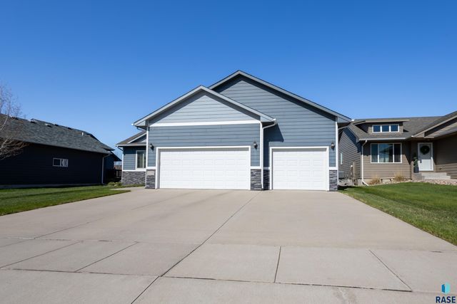 4009 S Homerun Ave Avenue, Sioux Falls, SD 57110