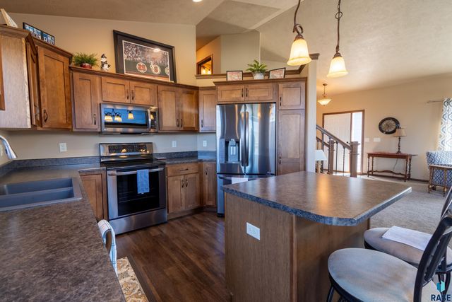4009 S Homerun Ave Avenue, Sioux Falls, SD 57110