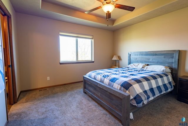 4009 S Homerun Ave Avenue, Sioux Falls, SD 57110