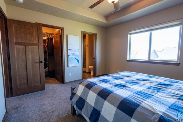 4009 S Homerun Ave Avenue, Sioux Falls, SD 57110