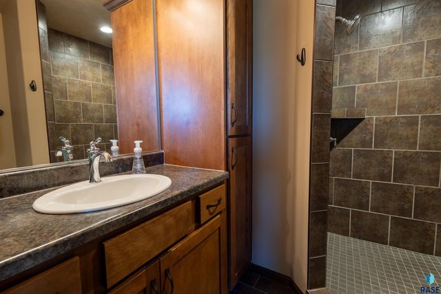 4009 S Homerun Ave Avenue, Sioux Falls, SD 57110