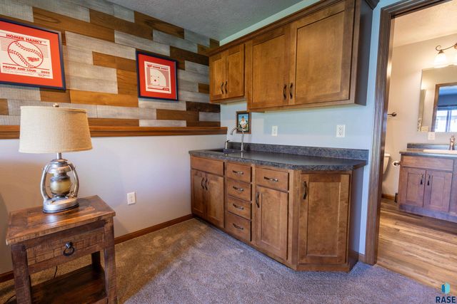4009 S Homerun Ave Avenue, Sioux Falls, SD 57110