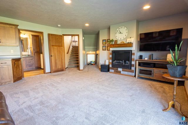 4009 S Homerun Ave Avenue, Sioux Falls, SD 57110
