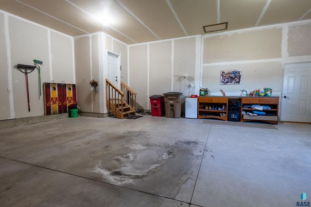 4009 S Homerun Ave Avenue, Sioux Falls, SD 57110