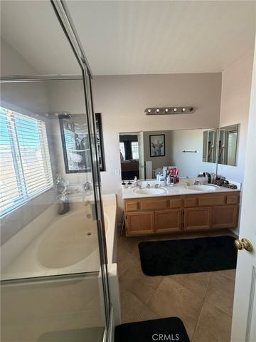 13698 Gateway, Victorville, CA 92392