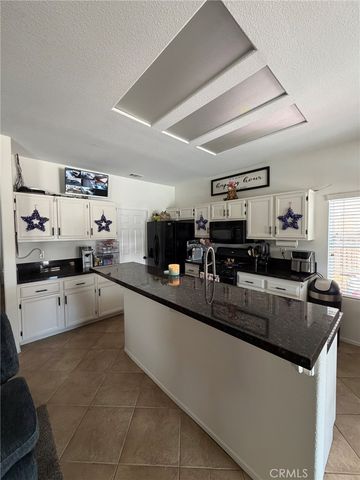 13698 Gateway, Victorville, CA 92392