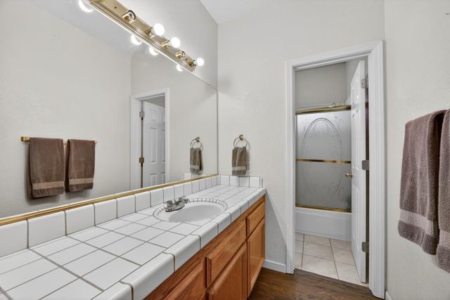 330 Allison Ct, Lincoln, CA 95648